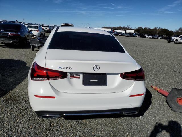 2021 MERCEDES-BENZ A 220 - W1K3G4EB3MJ313026