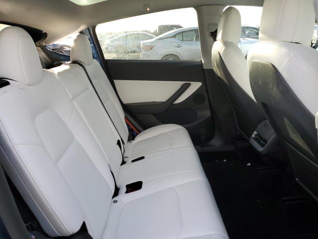 7SAYGDEF2NF438646 Tesla Model Y