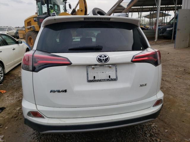 2017 TOYOTA RAV4 XLE JTMWFREV2HD102857