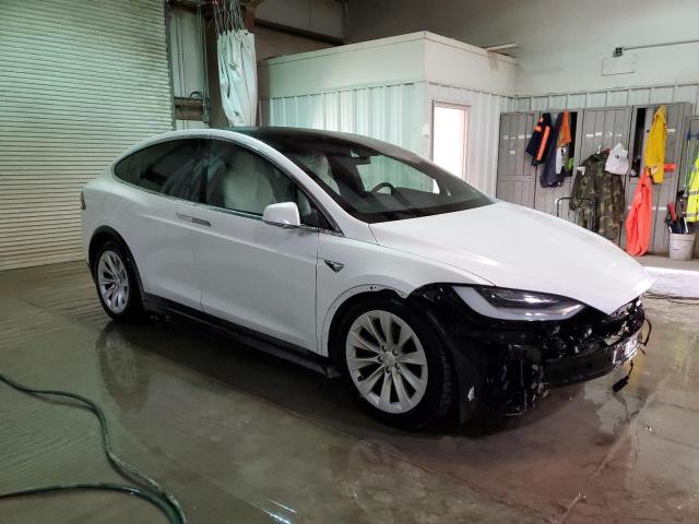 2020 TESLA MODEL X 5YJXCBE25LF237696