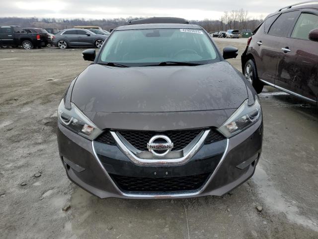 1N4AA6AP5GC400103 Nissan Maxima 3.5s