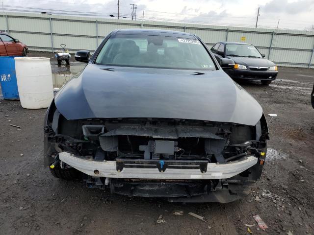 2015 HYUNDAI GENESIS 3. KMHGN4JE1FU092332