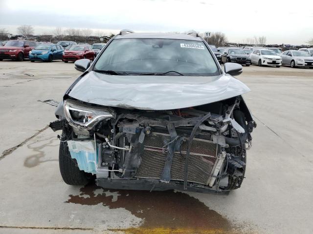 2018 TOYOTA RAV4 HV LE JTMRJREV7JD226981