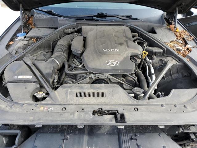 2015 HYUNDAI GENESIS 3. KMHGN4JE1FU092332