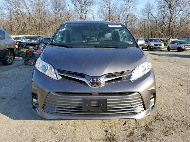 2018 TOYOTA SIENNA XLE 5TDYZ3DC1JS919373