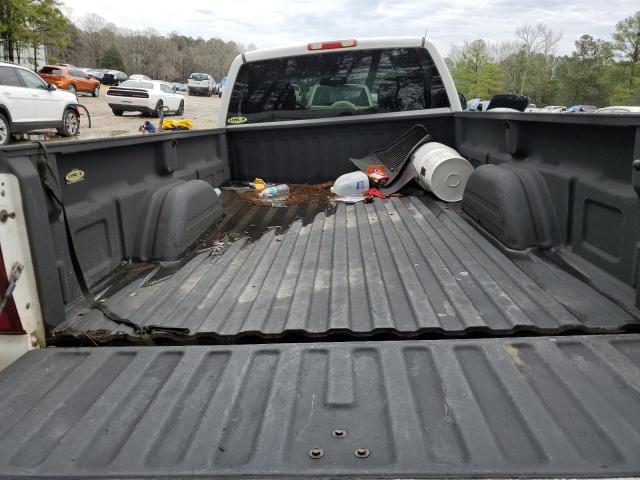 1GTHC24U92E142579 GMC Sierra