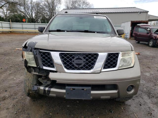 5N1AR18W85C728871 Nissan Pathfinder Le