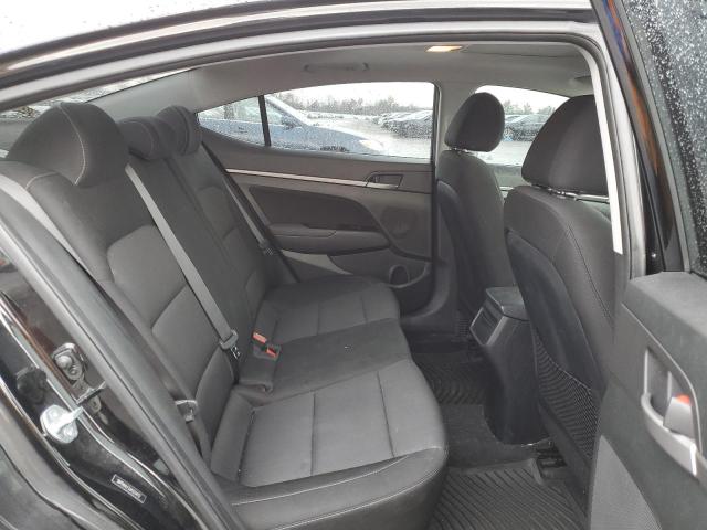 2018 HYUNDAI ELANTRA SE 5NPD84LF2JH323472