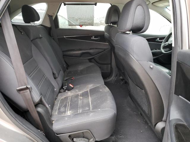 2016 KIA SORENTO LX 5XYPG4A34GG080949
