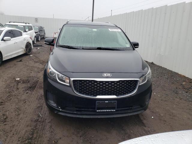 KNDMB5C14H6305121 KIA SEDONA LX