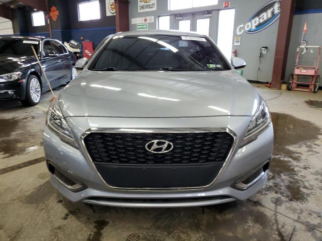 2016 HYUNDAI SONATA HYB KMHE24L19GA030142