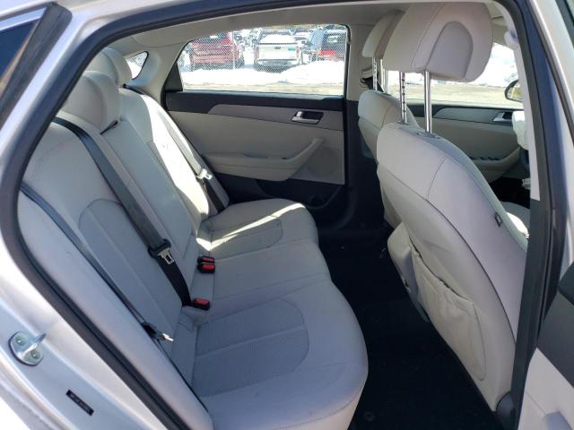 2016 HYUNDAI SONATA SE 5NPE24AF3GH290855