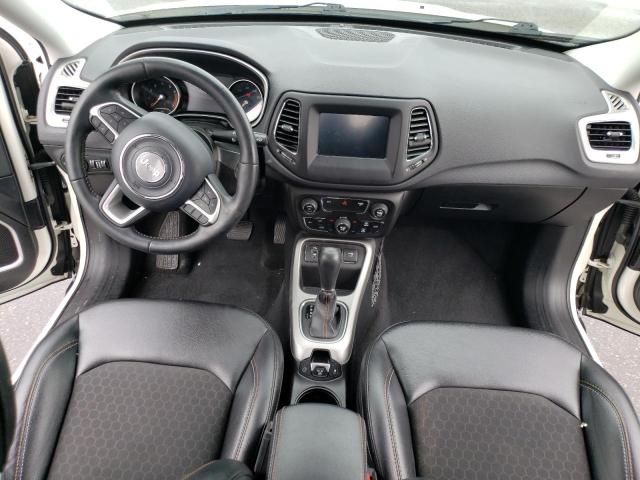 3C4NJCBB1JT441174 Jeep Compass Latitude