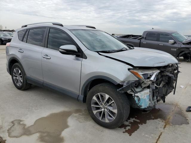 2018 TOYOTA RAV4 HV LE JTMRJREV7JD226981