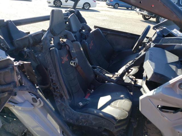 2019 CAN-AM MAVERICK X - 3JBVXAW22KK000905