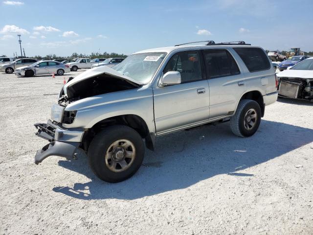 2000 Toyota 4Runner SR5