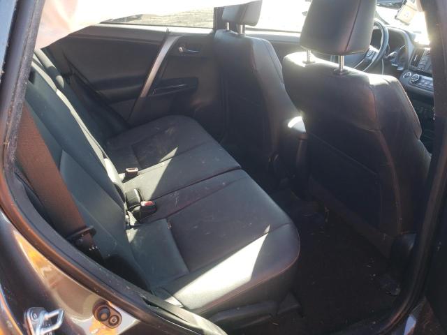 2017 TOYOTA RAV4 SE JTMNFREV0HJ118570