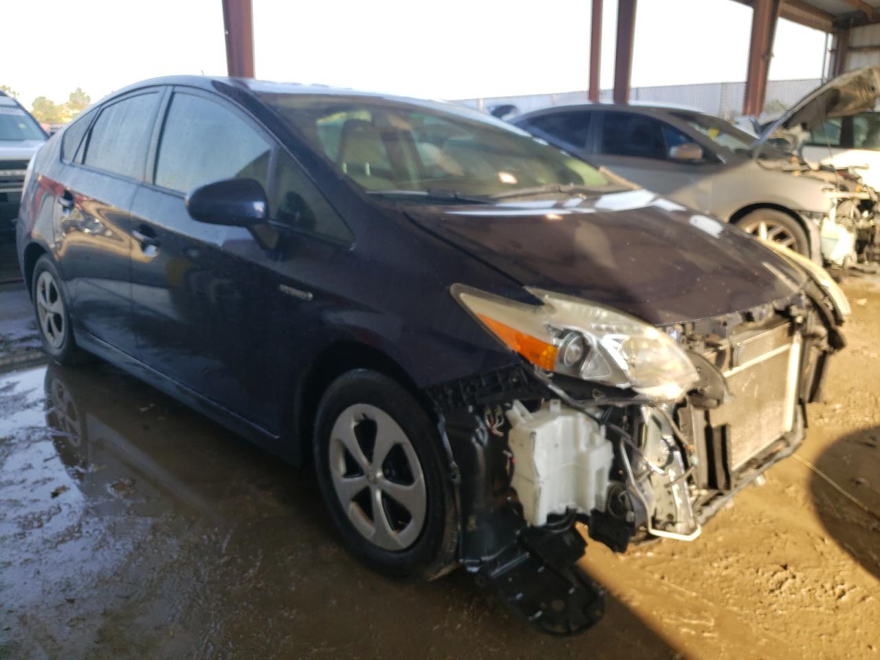 2013 Toyota Prius - Image 4