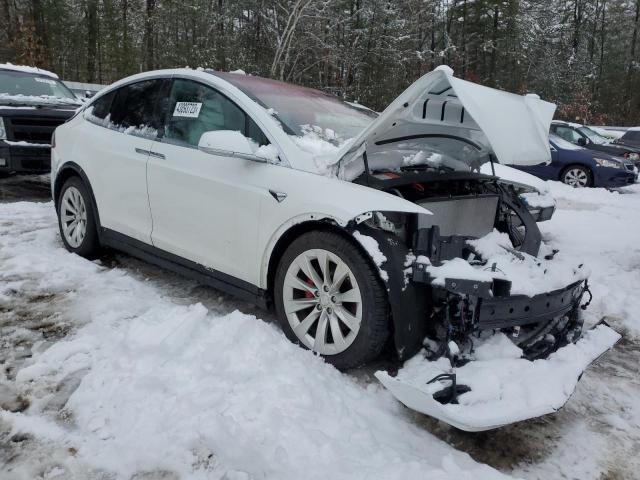 2017 TESLA MODEL X 5YJXCDE42HF070928