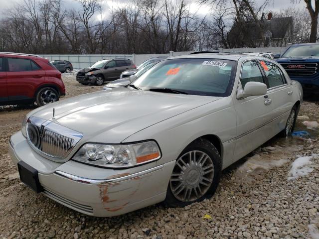 2006 Lincoln Town Car Signature Limited