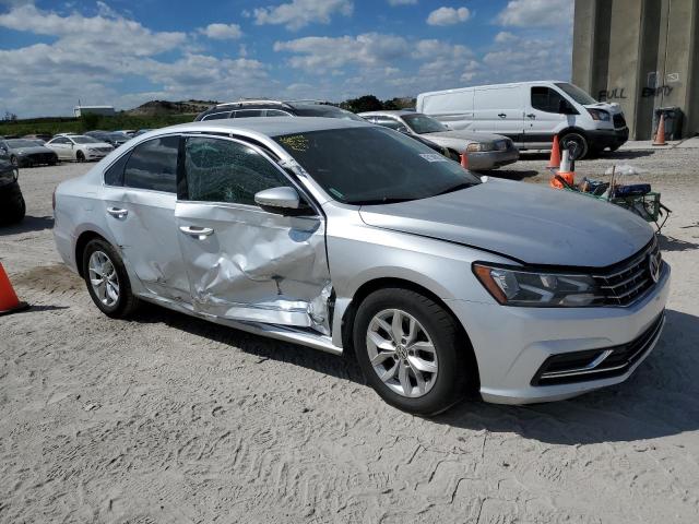 2017 VOLKSWAGEN PASSAT S 1VWAT7A36HC079288
