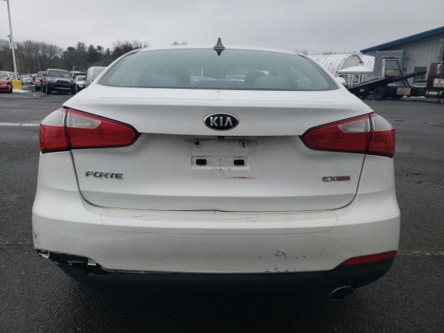 KNAFZ4A82E5075897 KIA FORTE EX