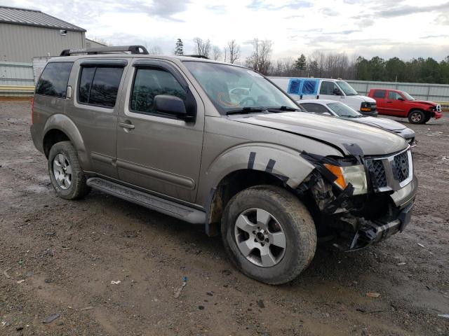 5N1AR18W85C728871 Nissan Pathfinder Le