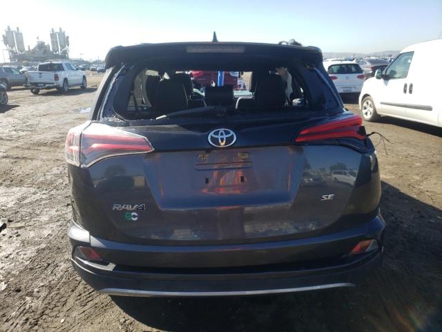 2017 TOYOTA RAV4 SE JTMNFREV0HJ118570