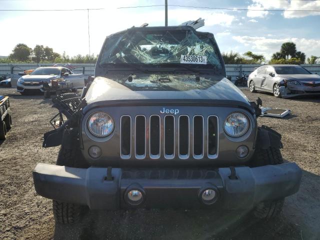 1C4BJWEG0GL304873 Jeep Wrangler Unlimited Sahara