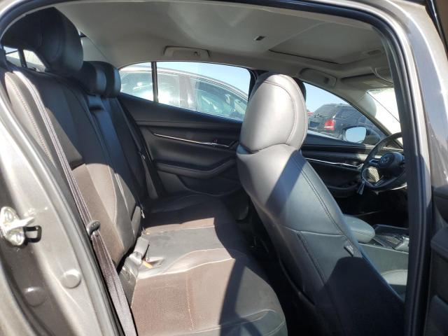 JM1BPBEM7K1131497 Mazda 3 Premium