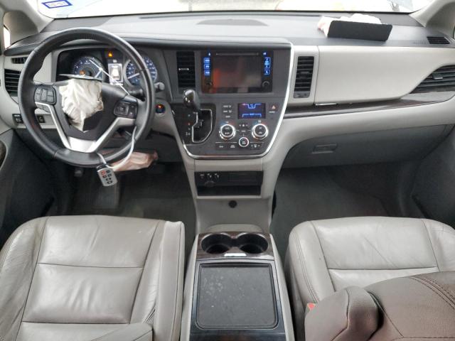2017 TOYOTA SIENNA XLE 5TDYZ3DC3HS890825