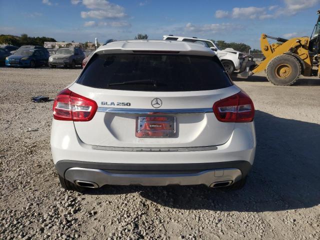 2018 MERCEDES-BENZ GLA 250 WDCTG4EB1JJ504931