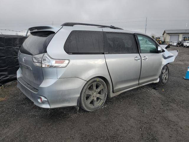 2017 TOYOTA SIENNA SE 5TDXZ3DC8HS828848