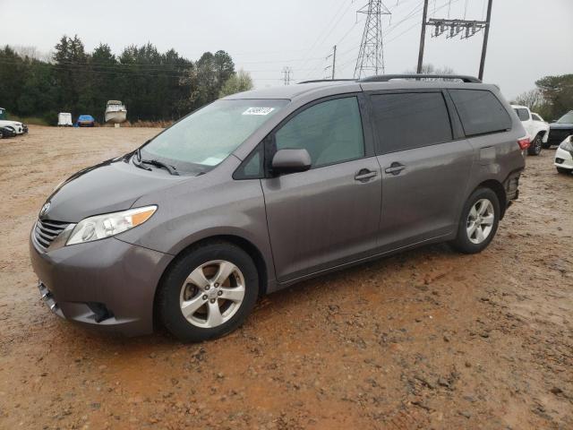 2017 Toyota Sienna LE