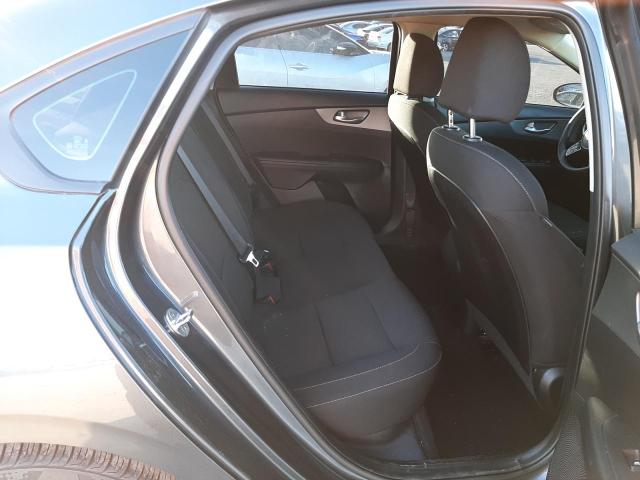 3KPF24AD7ME335590 KIA FORTE FE