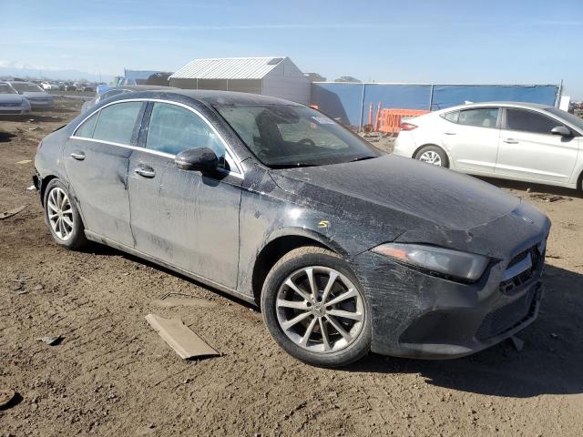 WDD3G4FB1KW000961 Mercedes-Benz A 220 4matic