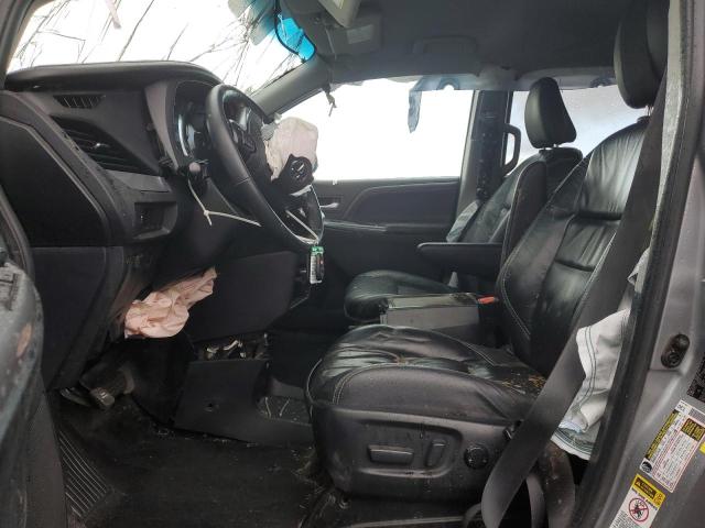 2017 TOYOTA SIENNA SE 5TDXZ3DC8HS828848