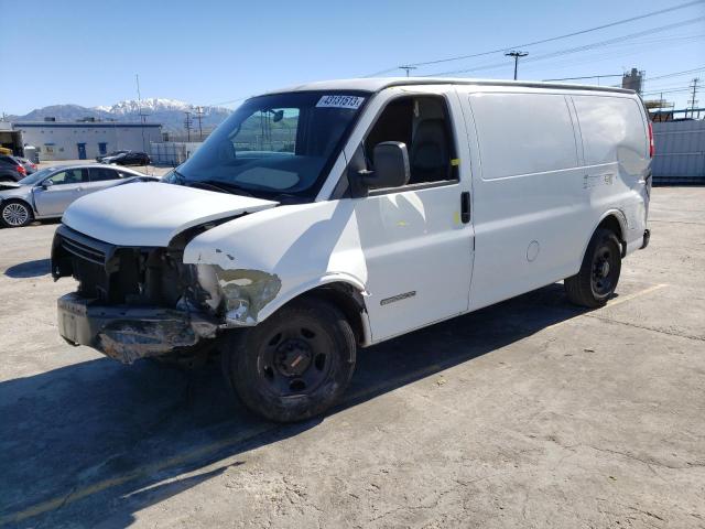 2004 GMC Savana Cargo Van 