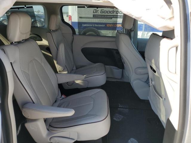 2017 CHRYSLER PACIFICA L - 2C4RC1GG5HR705773