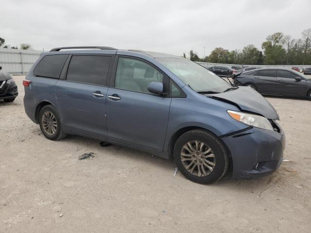 2017 TOYOTA SIENNA XLE 5TDYZ3DC3HS890825