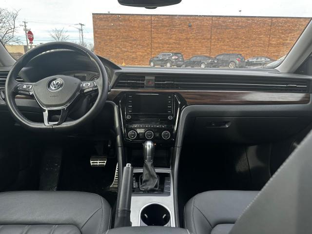 2020 VOLKSWAGEN PASSAT SEL - 1VWCA7A30LC025038