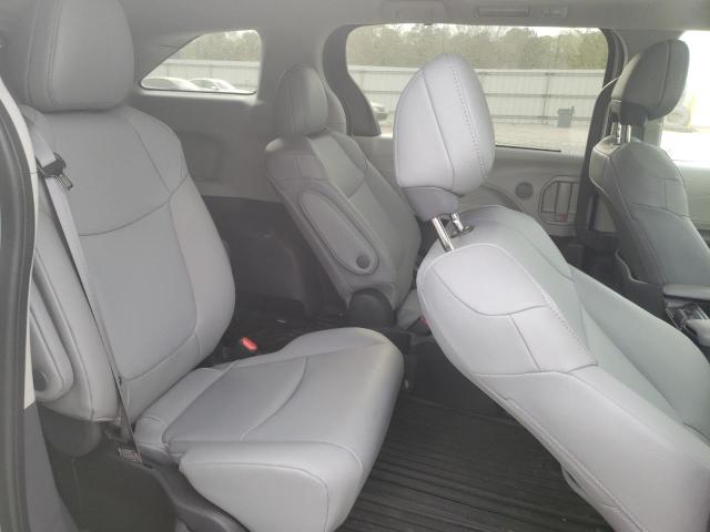 2022 TOYOTA SIENNA XLE 5TDYRKEC1NS100216