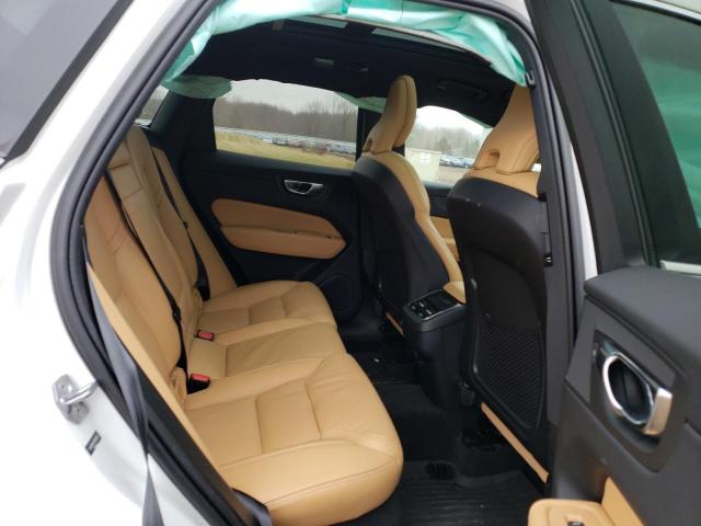 2021 VOLVO XC60 YV4102RL4M1870831
