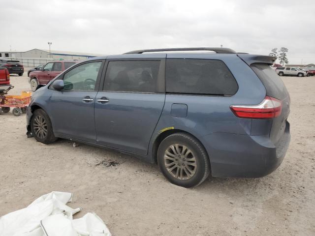 2017 TOYOTA SIENNA XLE 5TDYZ3DC3HS890825