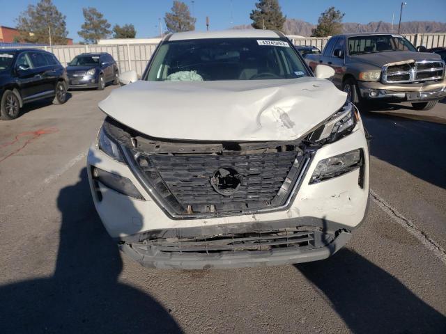 5N1AT3BA1MC835821 Nissan ROGUE SV