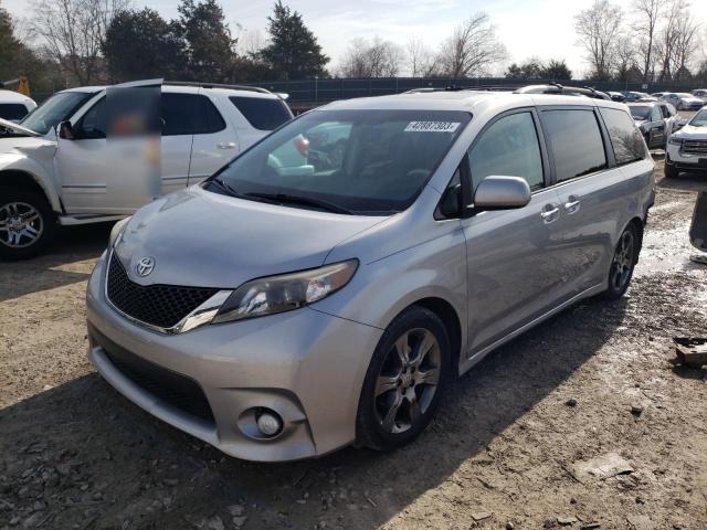 2014 Toyota Sienna 