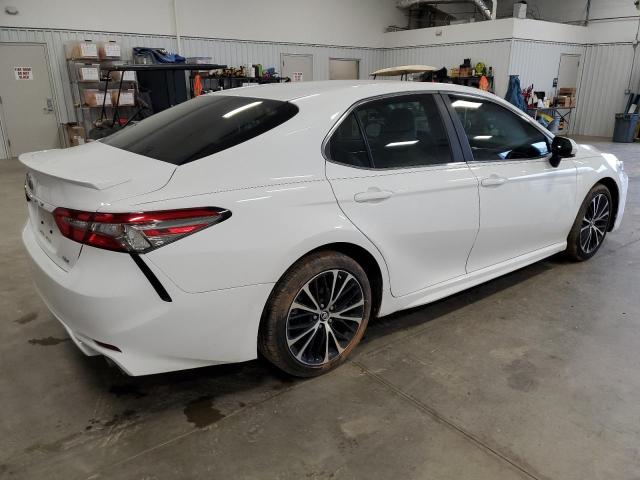 2018 TOYOTA CAMRY L 4T1B11HK0JU659610