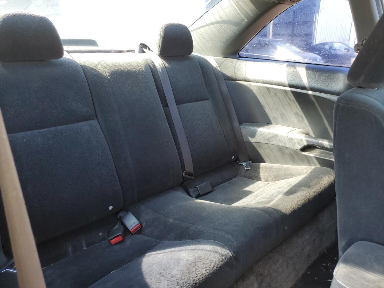 2004 Honda Civic Ex VIN: 1HGEM22984L015384 Lot: 51584973