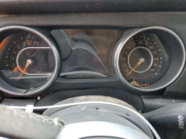 1C4HJXEG6JW238562 Jeep Wrangler Unlimited Sahara
