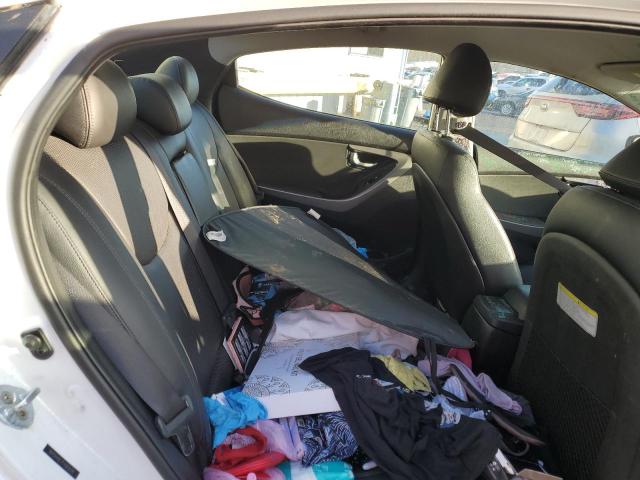 5NPDH4AE7FH565028 Hyundai ELANTRA SE